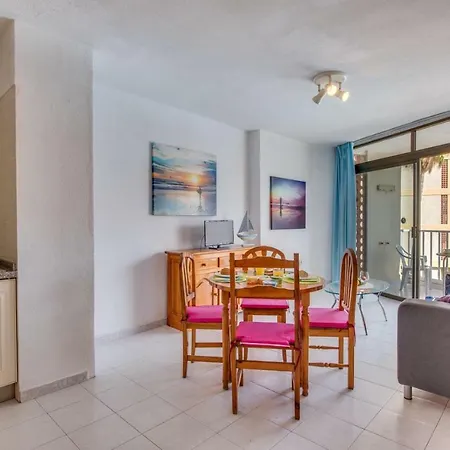 Y2e Lovely Pool View!! Close To Beach