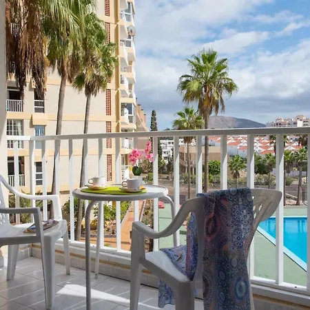 Y2e Lovely Pool View!! Close To Beach Apartment *